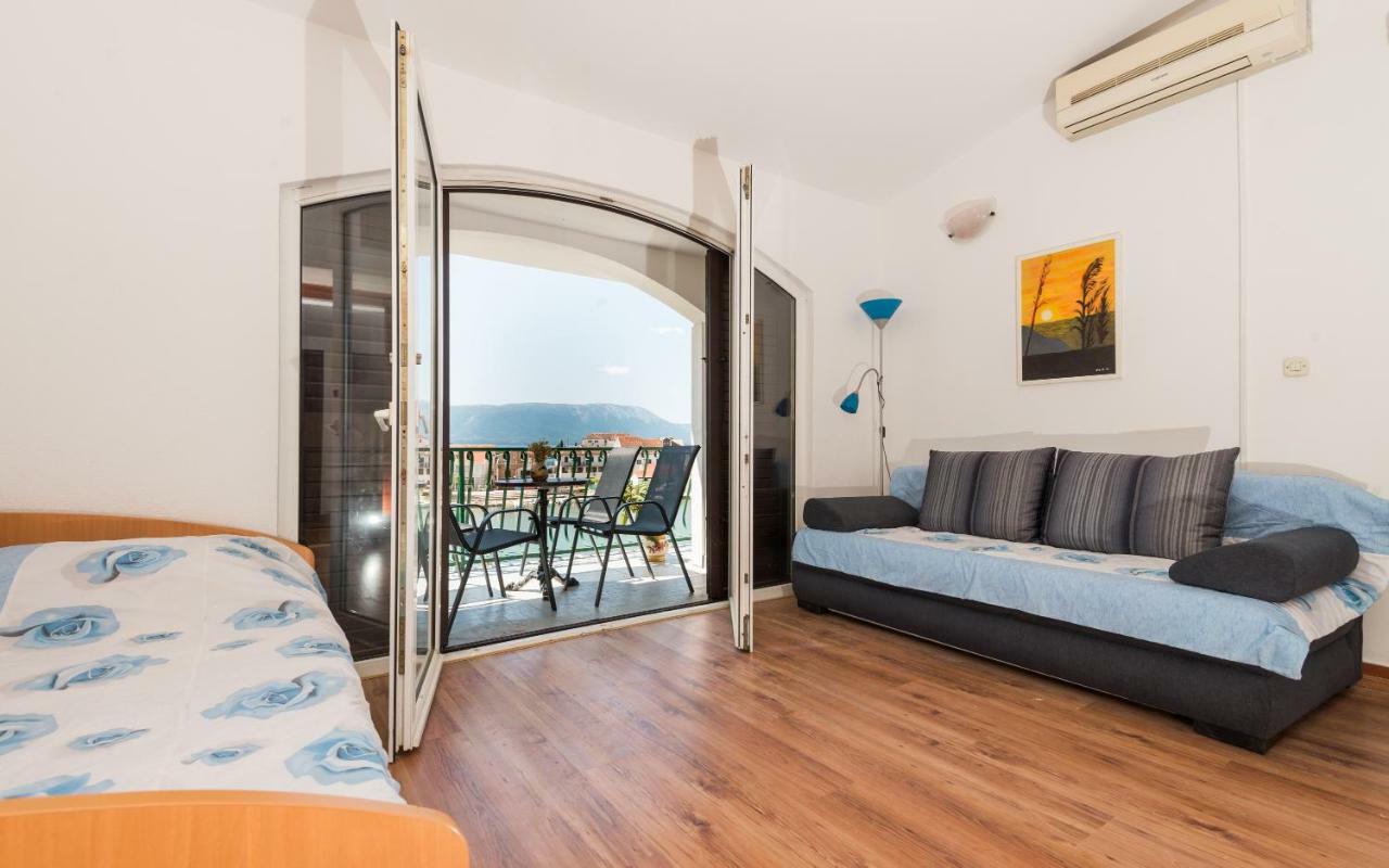 Apartments Azzurro Blace Exterior photo